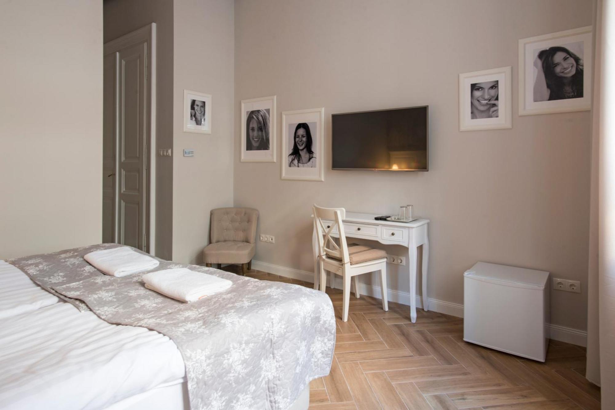 Serenity Boutique بودابست المظهر الخارجي الصورة